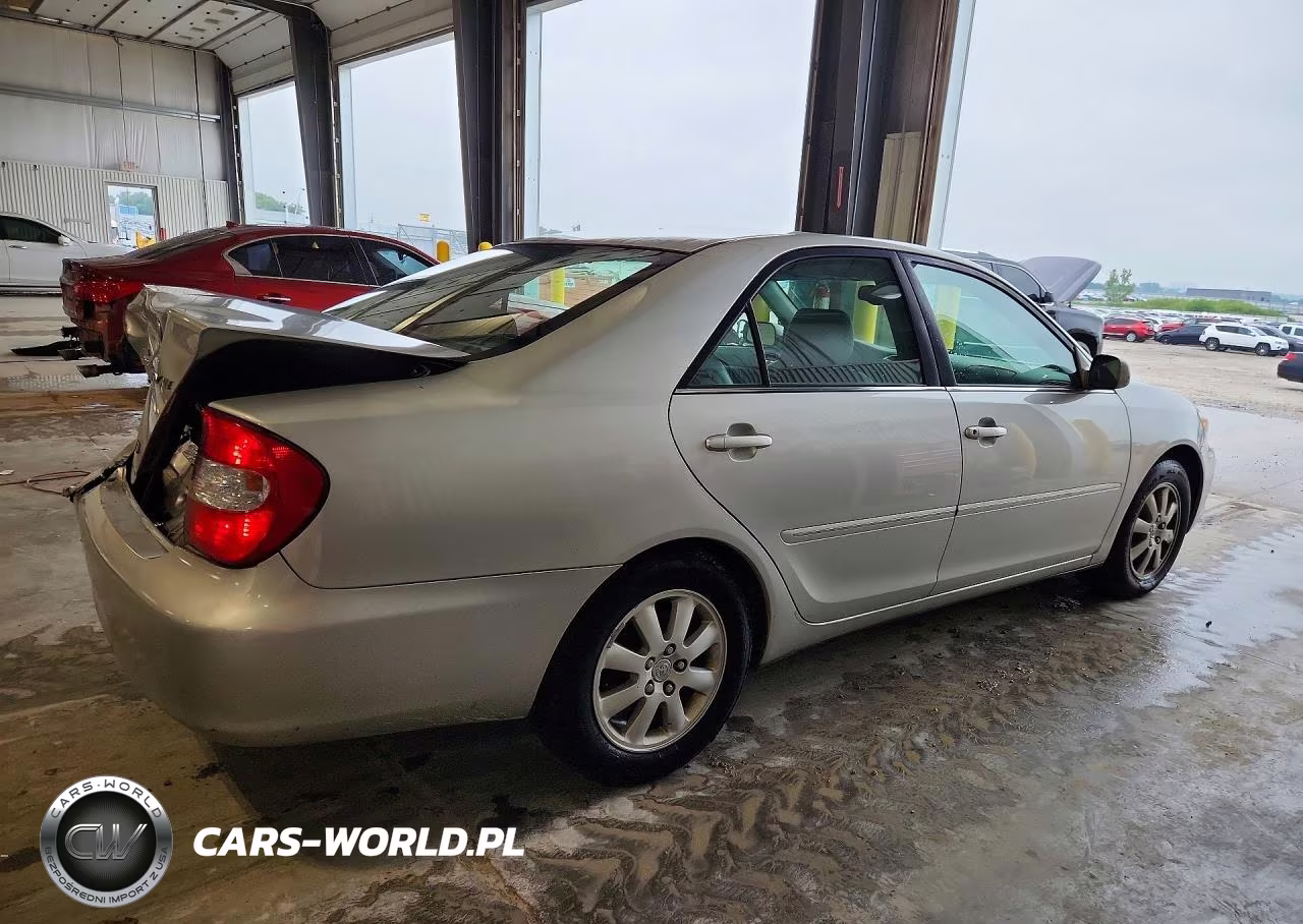 2004 Toyota Camry Xle V6 VIN:4T1BF32K34U067970 - 3