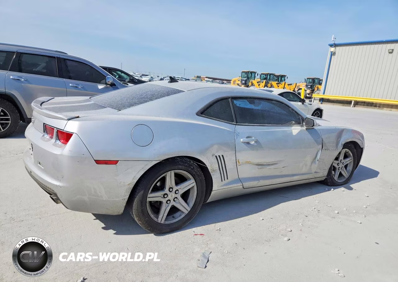 2012 Chevrolet Camaro Ls VIN:2G1FA1E38C9110345 - 3