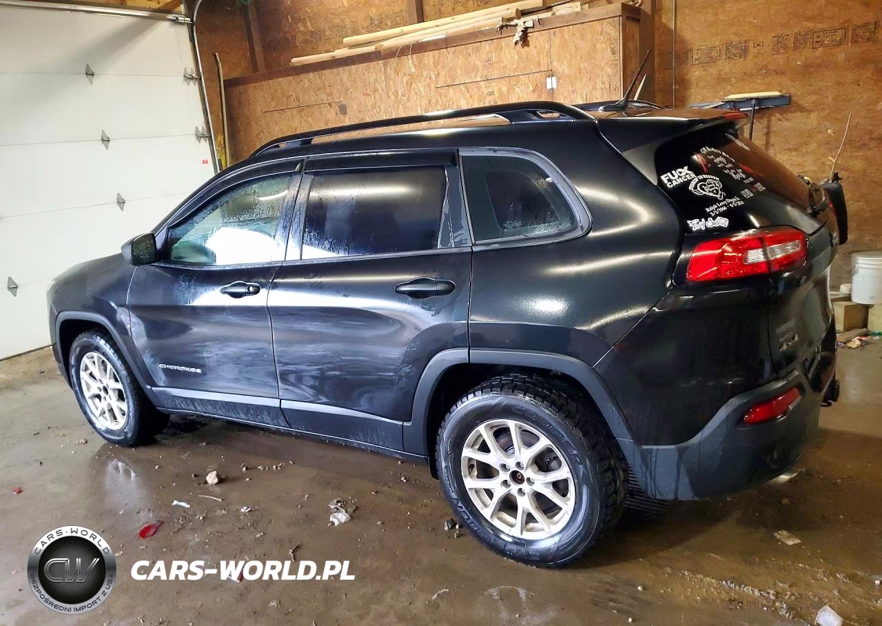 2015 Jeep Cherokee Sport VIN:1C4PJMAB2FW777031 - 2