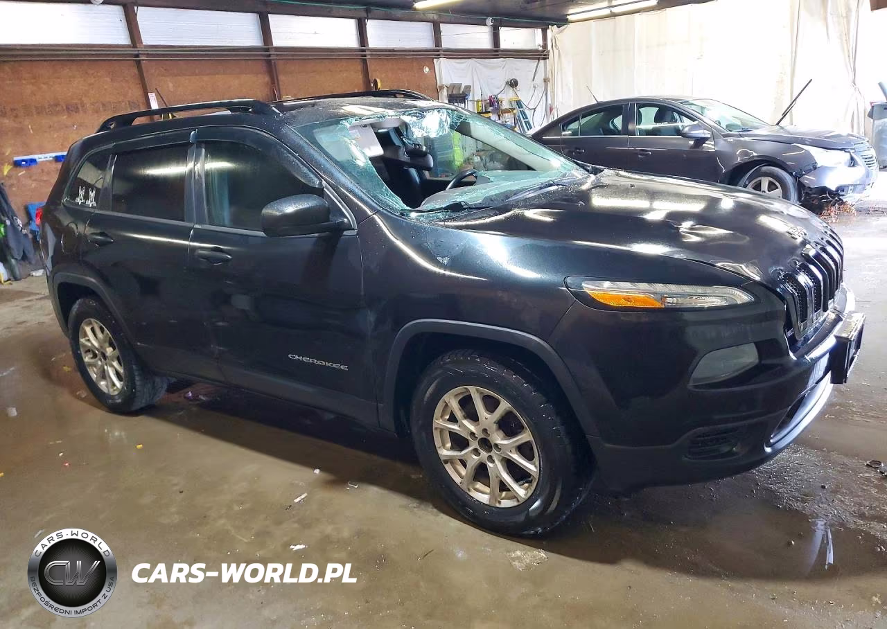 2015 Jeep Cherokee Sport VIN:1C4PJMAB2FW777031 - 4