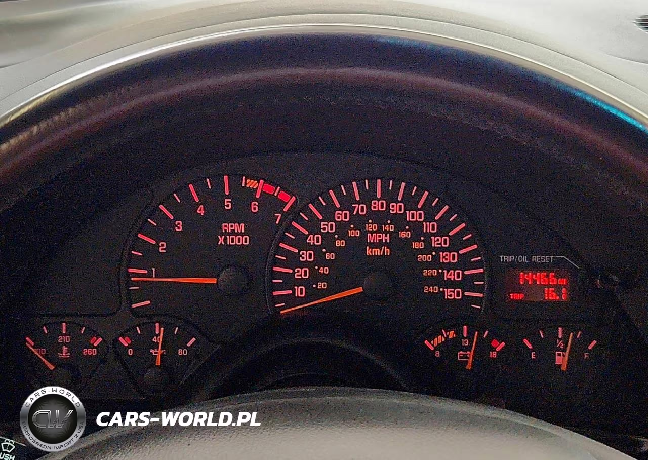 2000 Pontiac Firebird Trans Am VIN:2G2FV32G3Y2144650 - 9