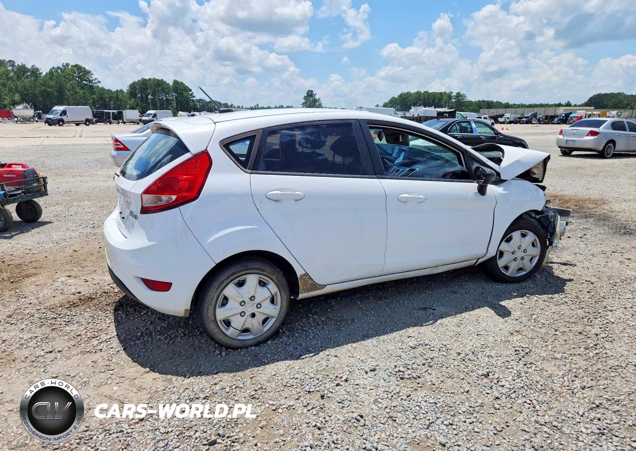 2013 Ford Fiesta Se VIN:3FADP4EJ2DM150545 - 3