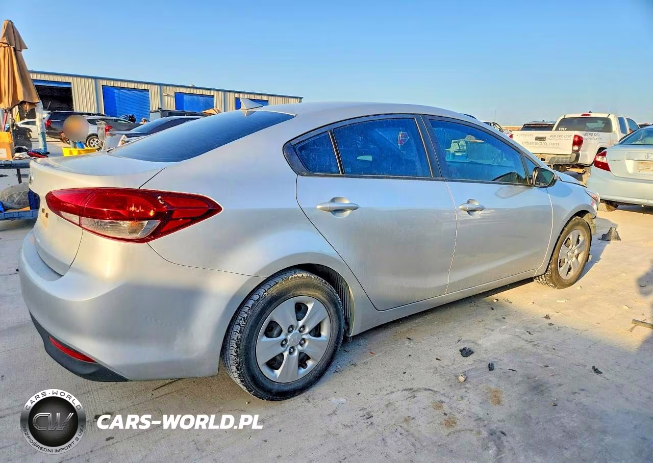 2017 Kia Forte Lx VIN:3KPFK4A71HE048780 - 3