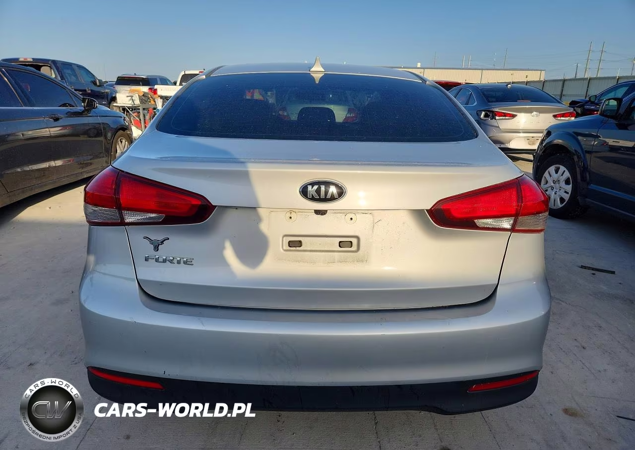 2017 Kia Forte Lx VIN:3KPFK4A71HE048780 - 6