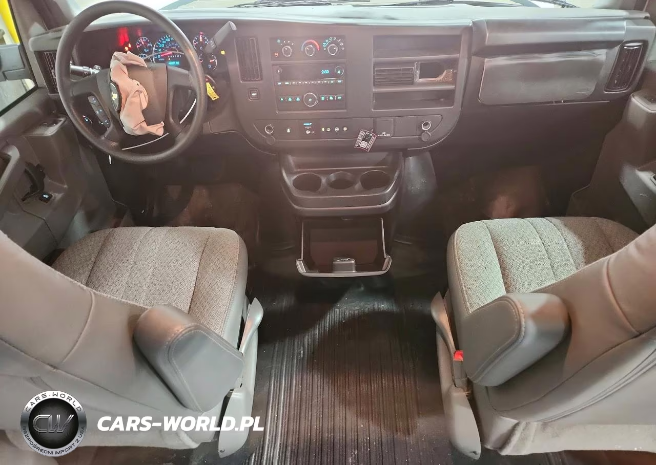 2025 Chevrolet Express G3500 VIN:1GCZGGF71S1106325 - 8
