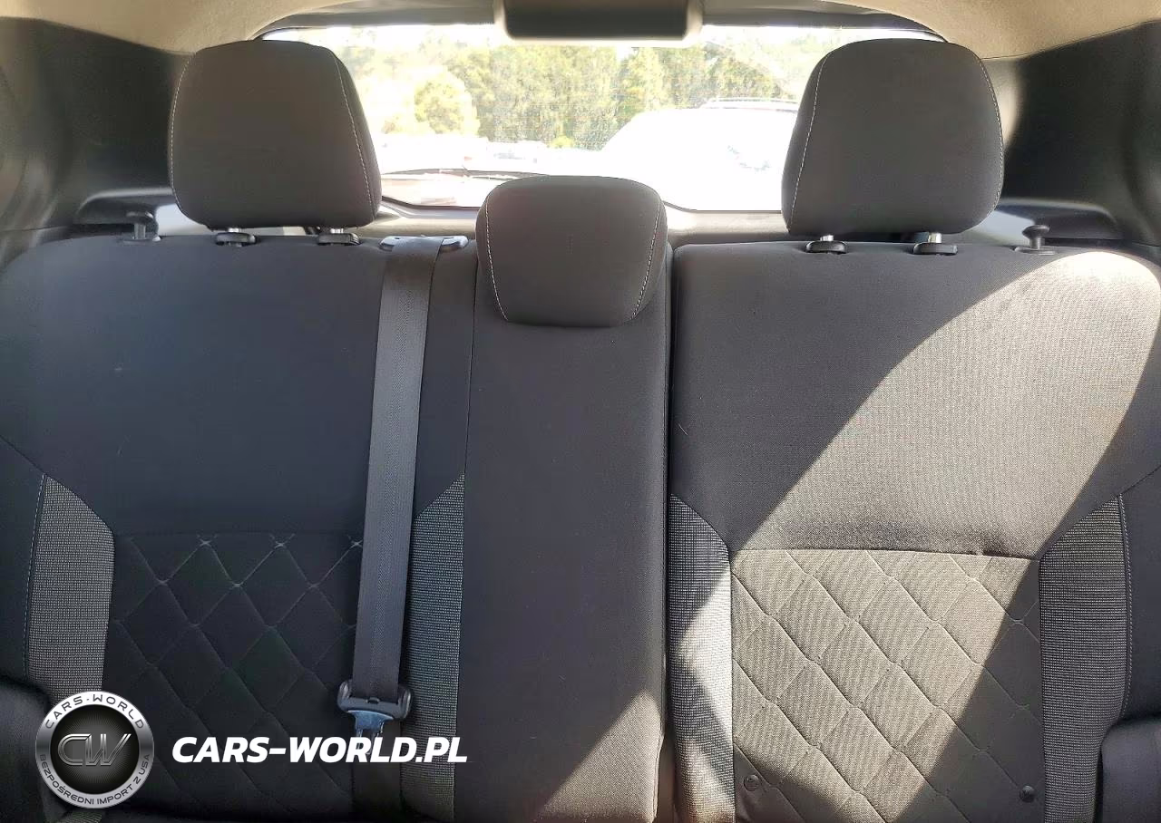 2019 Nissan Kicks S VIN:3N1CP5CU1KL493149 - 10