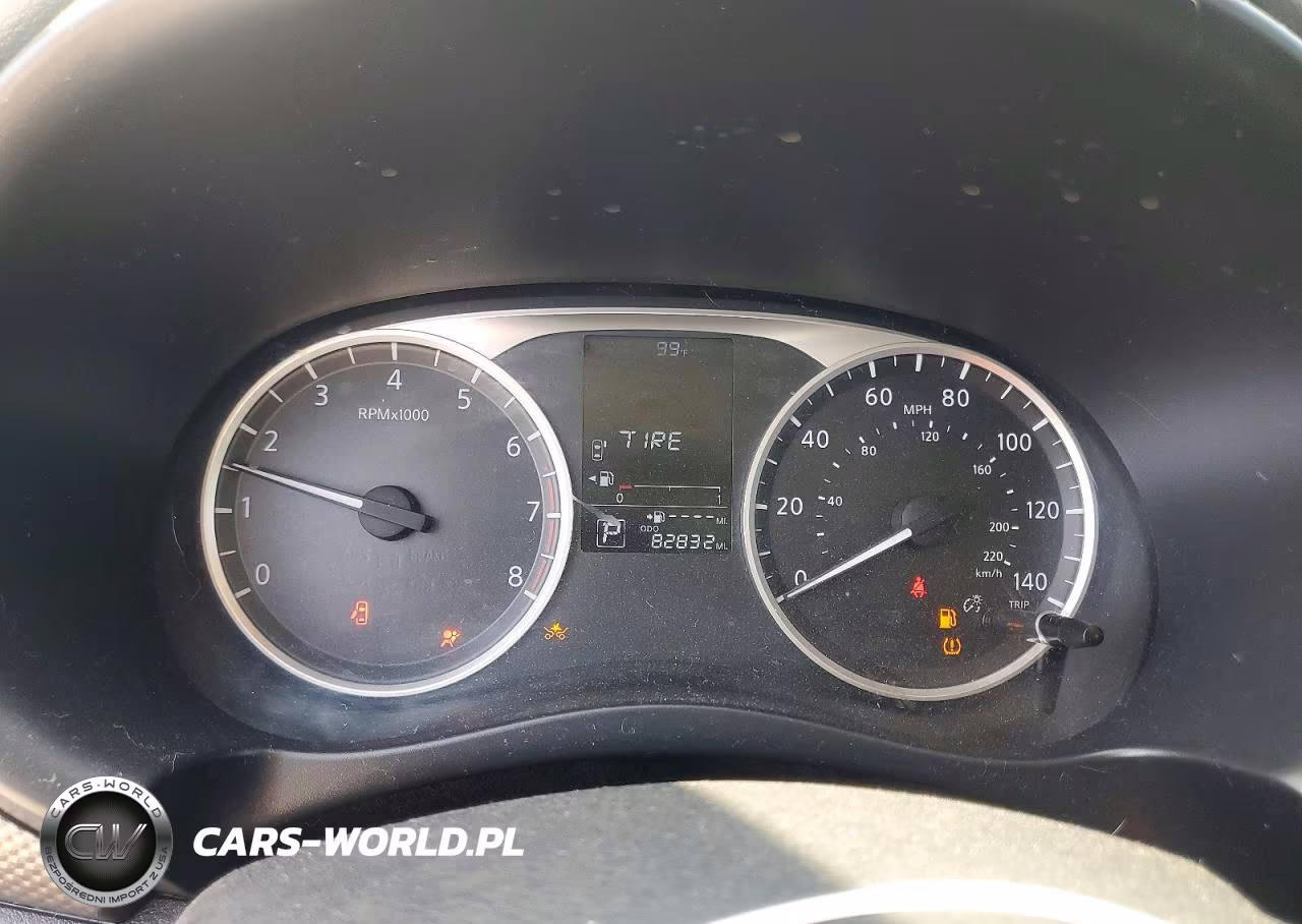 2019 Nissan Kicks S VIN:3N1CP5CU1KL493149 - 9