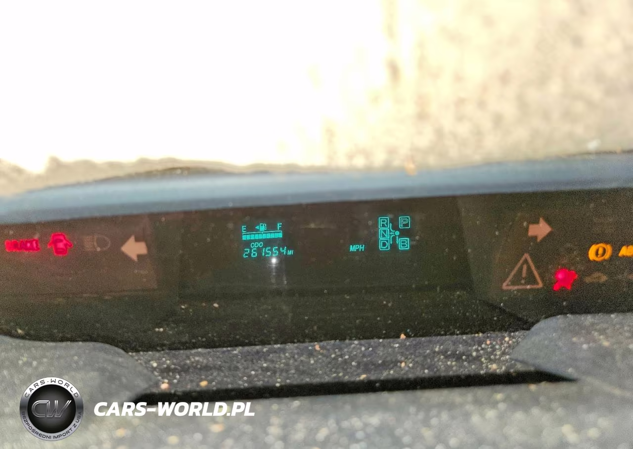 2005 Toyota Prius Base VIN:JTDKB22U553070355 - 9