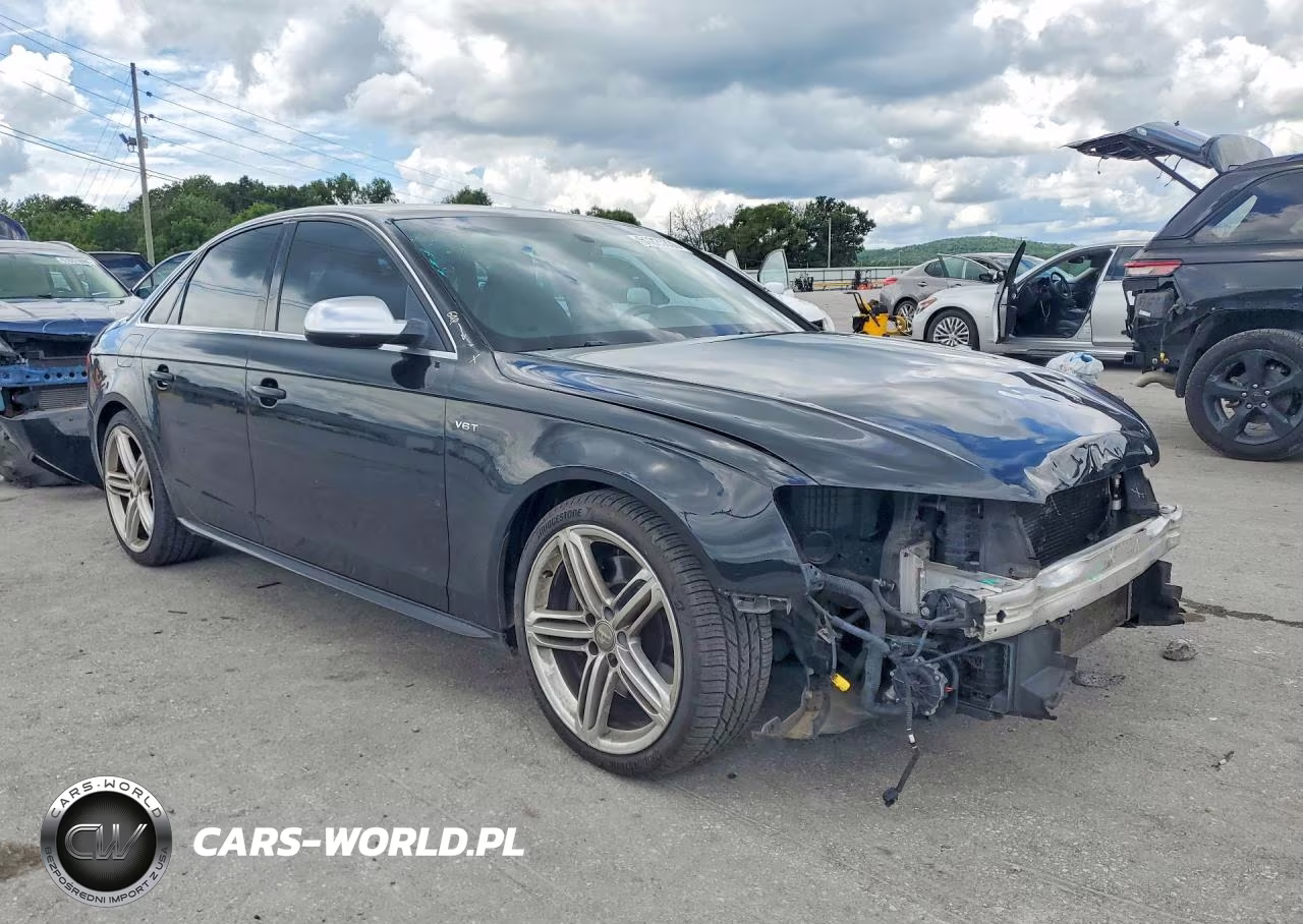 2013 Audi S4 Premium Plus VIN:WAUBGAFL9DA040652 - 4