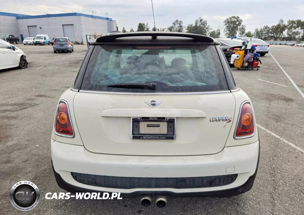 2008 Mini Cooper S VIN:WMWMF73518TT87004 - 6