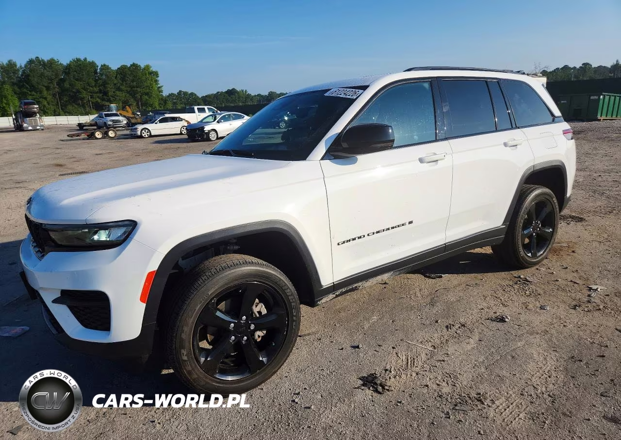 2023 Jeep Grand Cherokee Laredo VIN:1C4RJHAG5PC561382 - 1