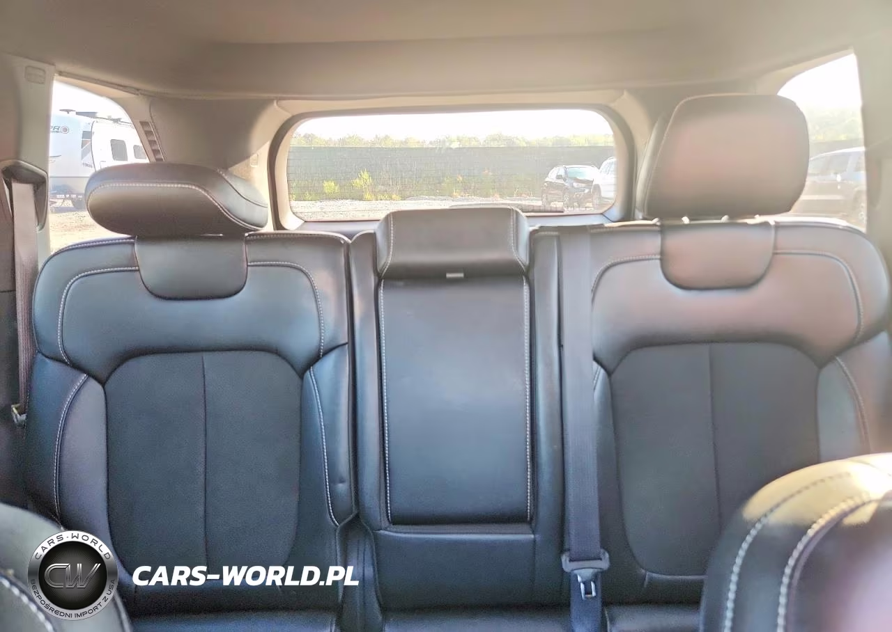 2023 Jeep Grand Cherokee Laredo VIN:1C4RJHAG5PC561382 - 10