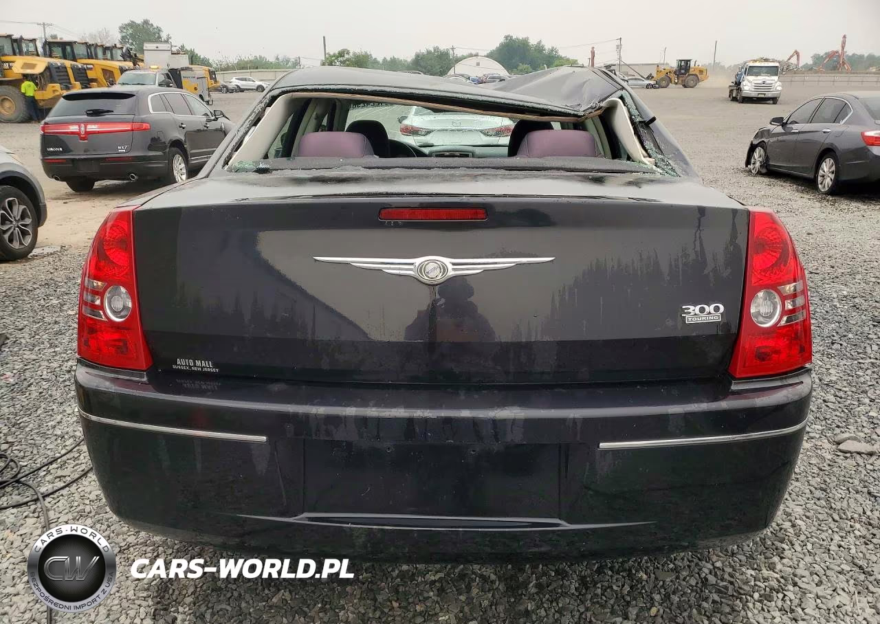 2010 Chrysler 300 Touring VIN:2C3CA4CD2AH122893 - 6