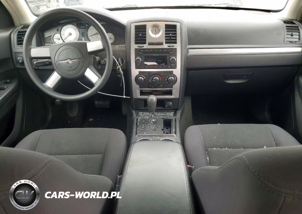 2010 Chrysler 300 Touring VIN:2C3CA4CD2AH122893 - 8