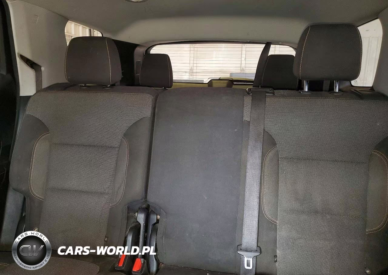 2019 Chevrolet Traverse Ls VIN:1GNERFKW8KJ169915 - 10