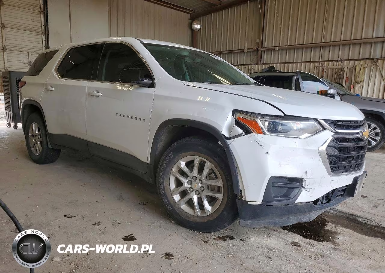 2019 Chevrolet Traverse Ls VIN:1GNERFKW8KJ169915 - 4