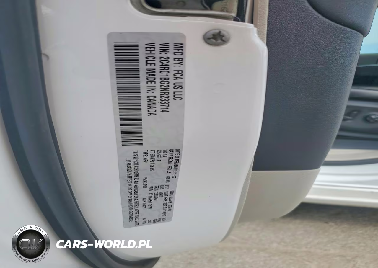 2022 Chrysler Pacifica Touring L VIN:2C4RC1BG2NR233714 - 13