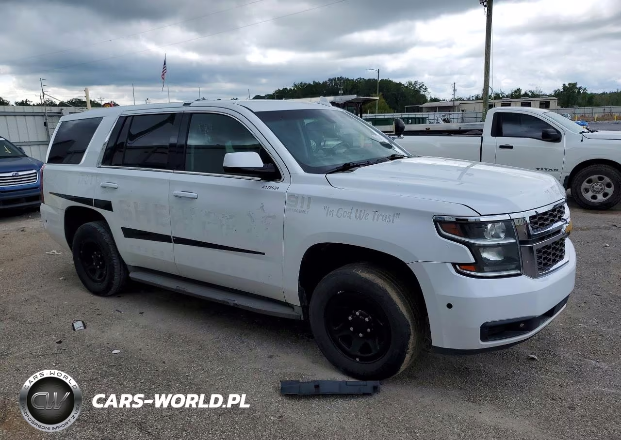 2017 Chevrolet Tahoe VIN:1GNLCDEC2HR185682 - 4