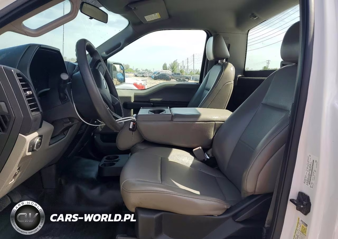 2018 Ford F150 VIN:1FTMF1CBXJKF50590 - 7