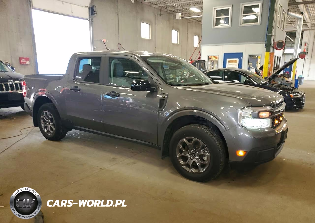 2024 Ford Maverick Xlt VIN:3FTTW8J90RRA01203 - 4