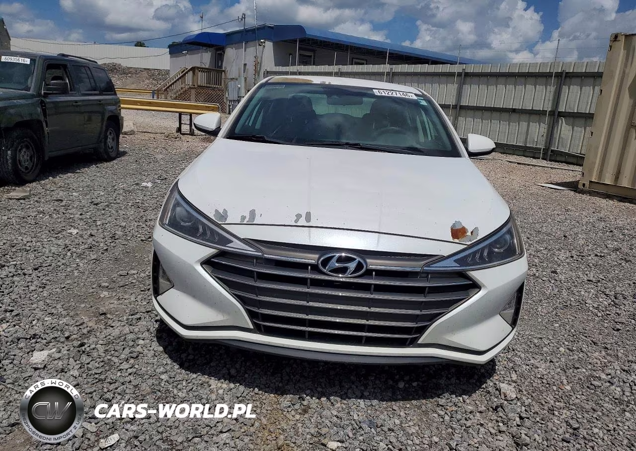 2019 Hyundai Elantra Sel VIN:5NPD84LF3KH450376 - 5
