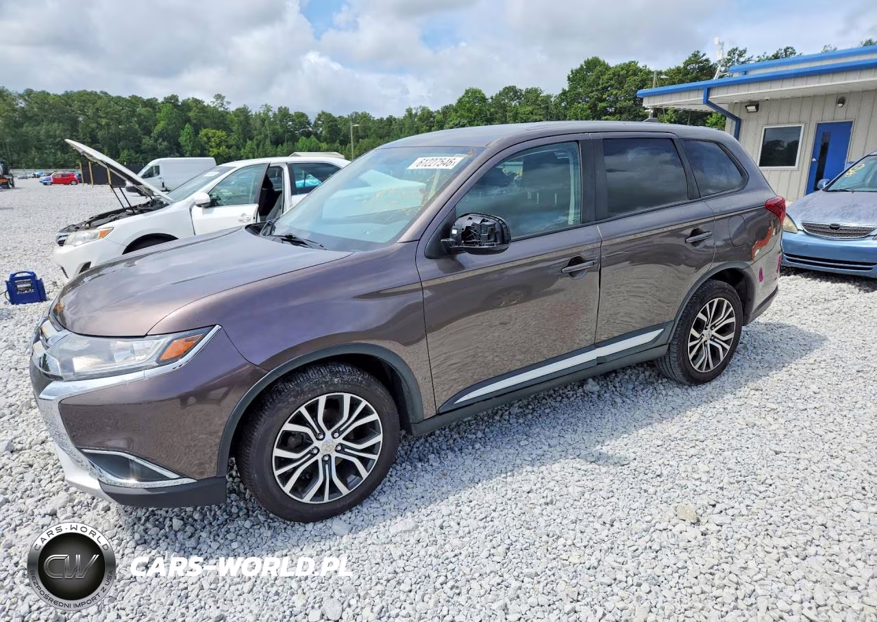 2018 Mitsubishi Outlander Es