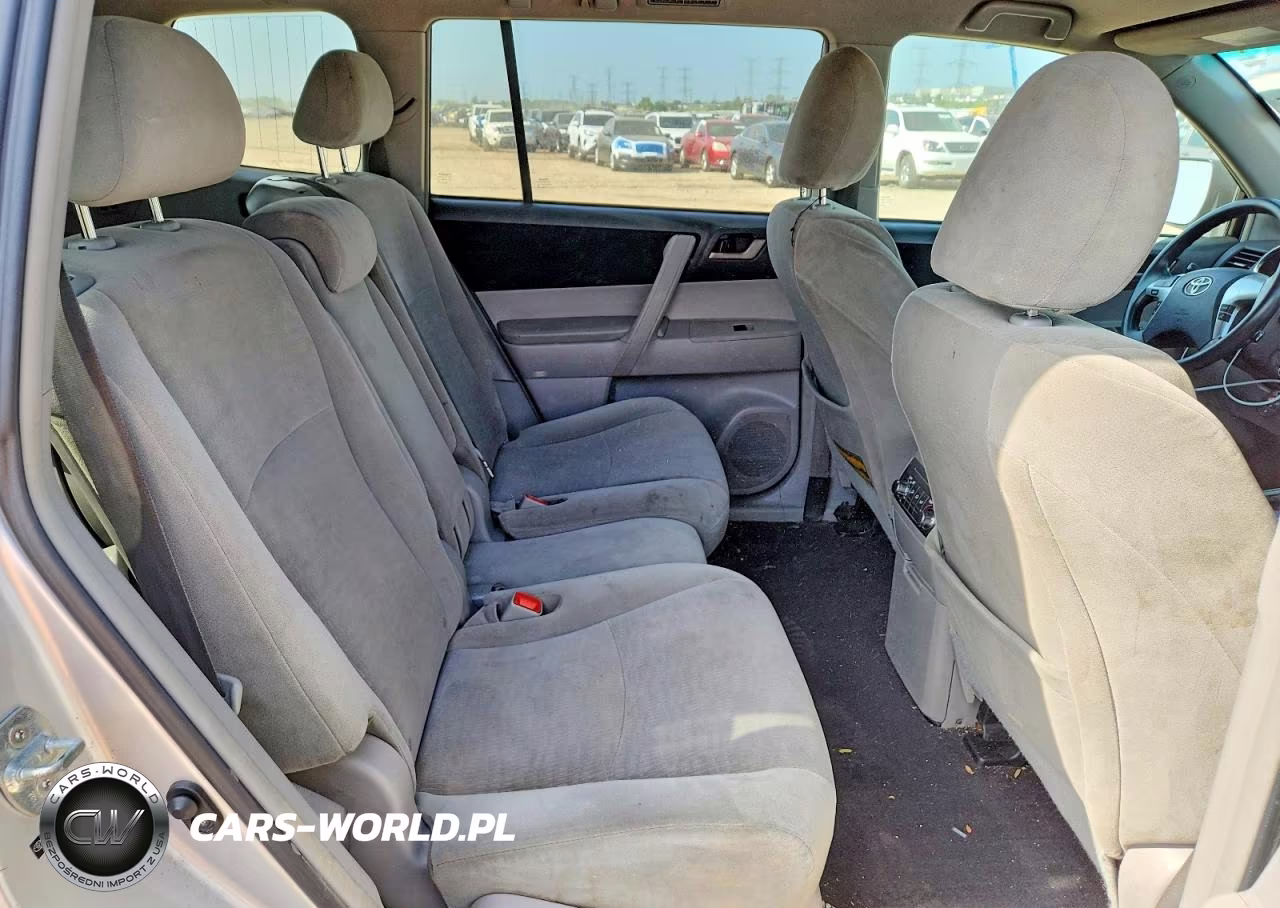 2011 Toyota Highlander Base VIN:5TDBK3EH1BS070903 - 11