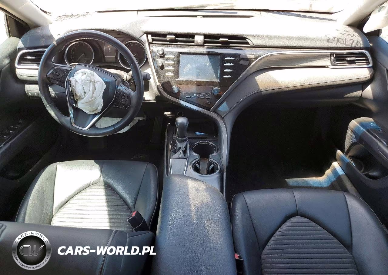 2018 Toyota Camry Se VIN:4T1B11HK0JU064210 - 8