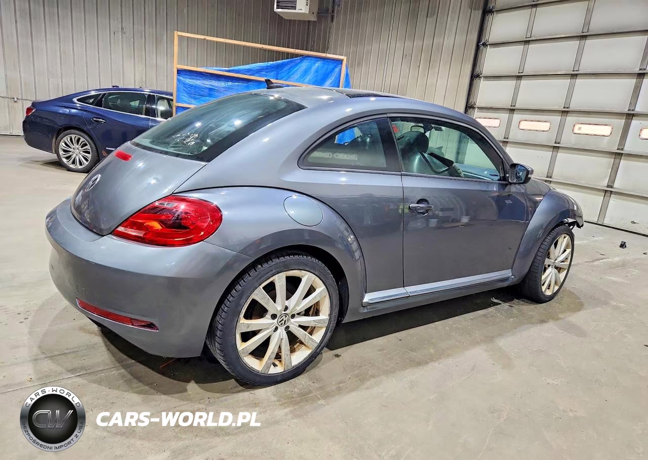 2014 Volkswagen Beetle VIN:3VWJ17AT8EM655379 - 3
