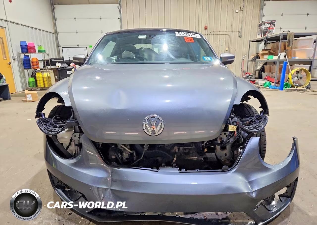 2014 Volkswagen Beetle VIN:3VWJ17AT8EM655379 - 5