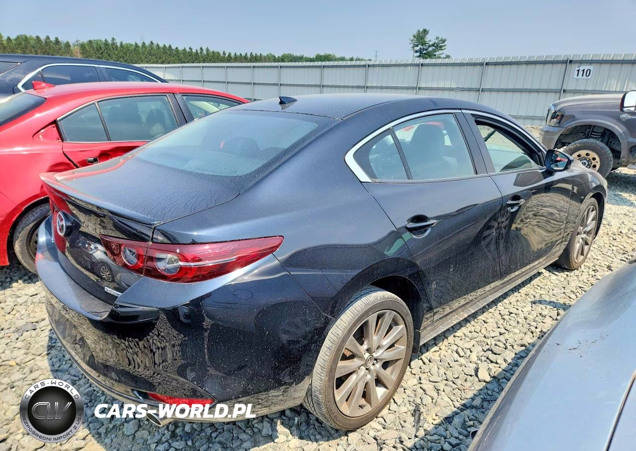 2021 Mazda 3 Premium VIN:3MZBPADL5MM252793 - 3
