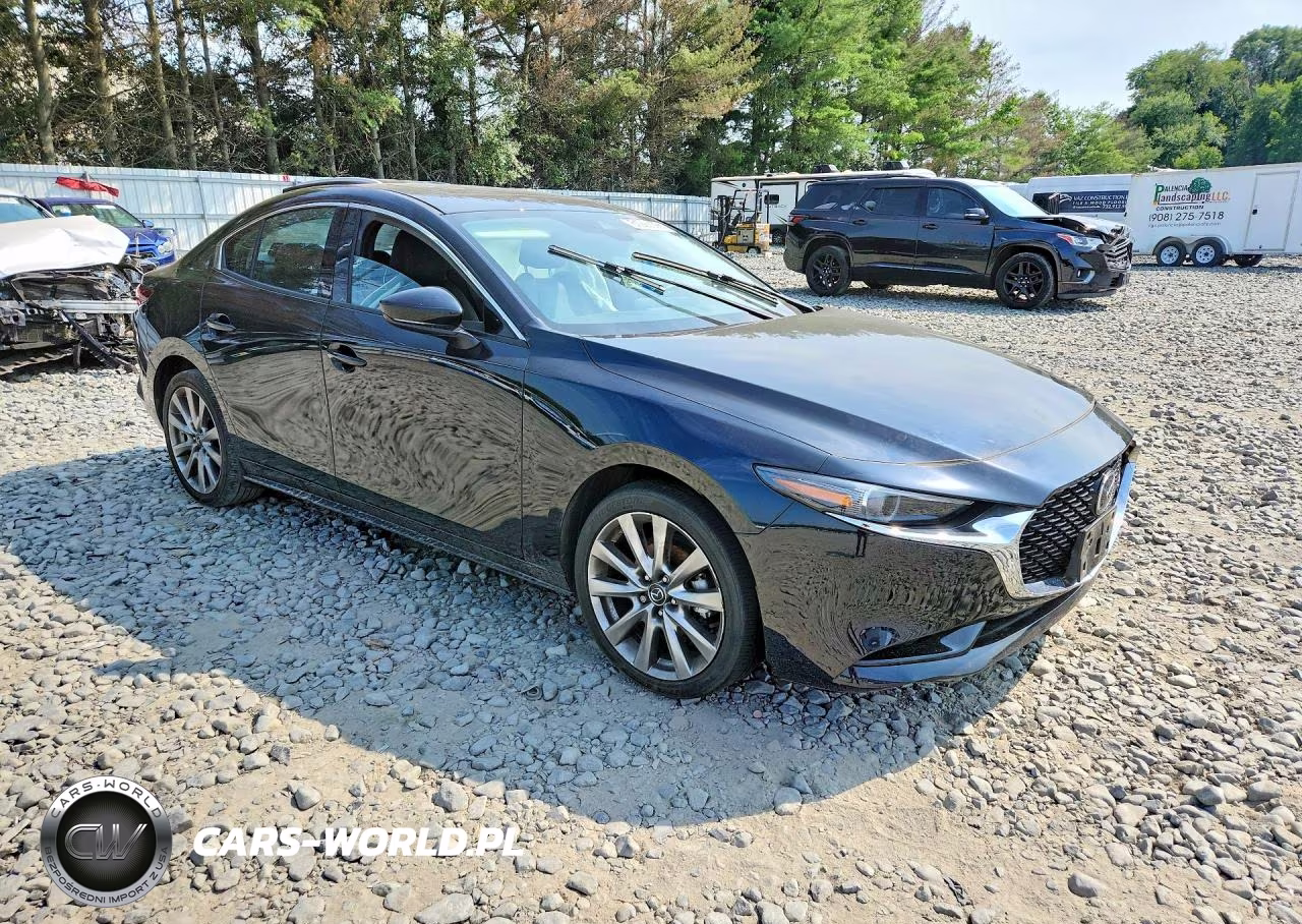 2021 Mazda 3 Premium VIN:3MZBPADL5MM252793 - 4