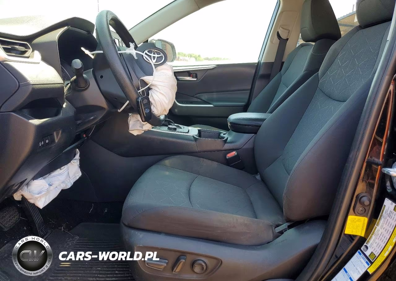 2021 Toyota Rav4 Xle VIN:4T3RWRFV9MU018351 - 7