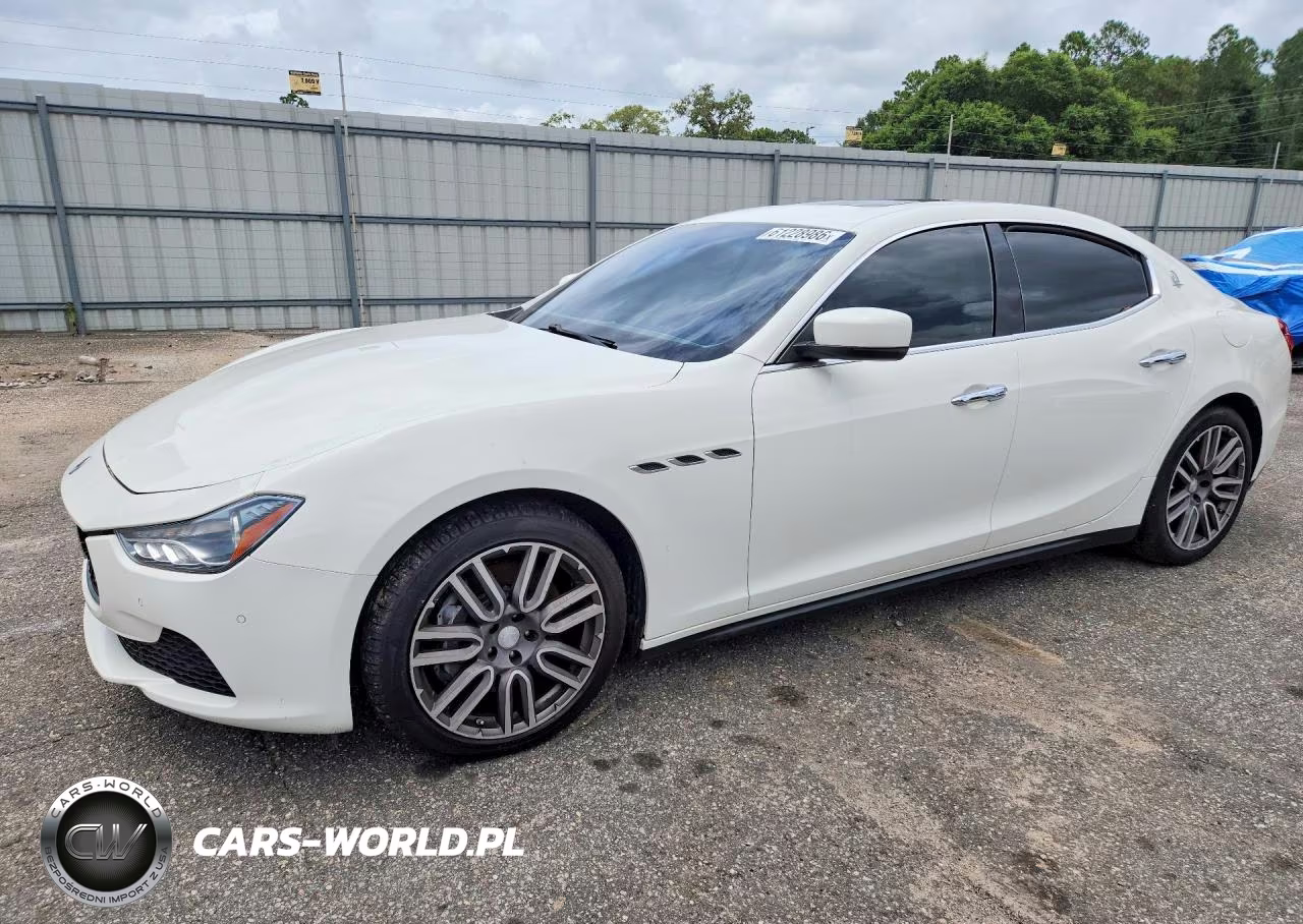 2015 Maserati Ghibli