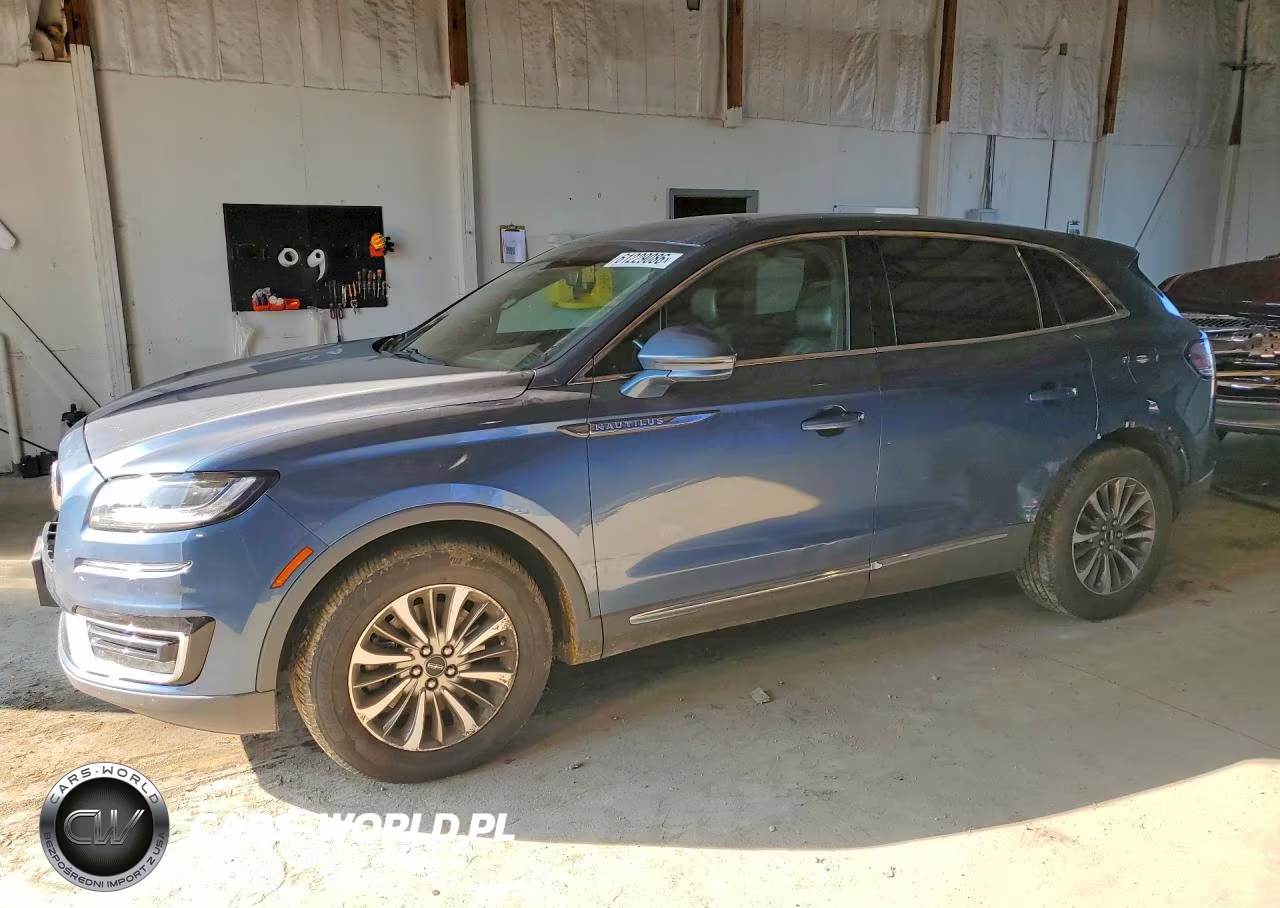 2019 Lincoln Nautilus Select
