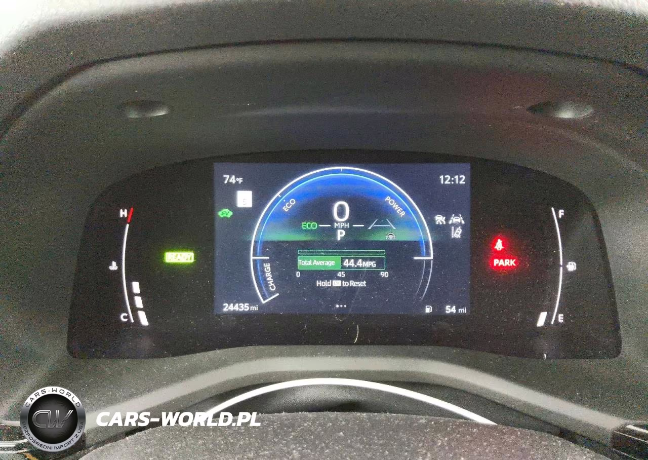 2025 Toyota Camry Le VIN:4T1DAACK8SU626923 - 9