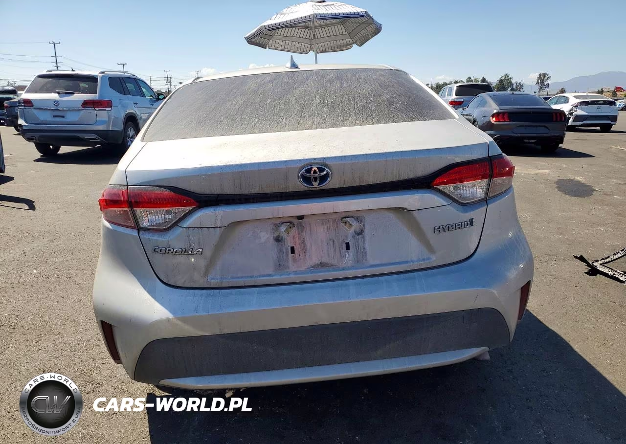 2022 Toyota Corolla Le VIN:JTDEAMDE0N3010887 - 6