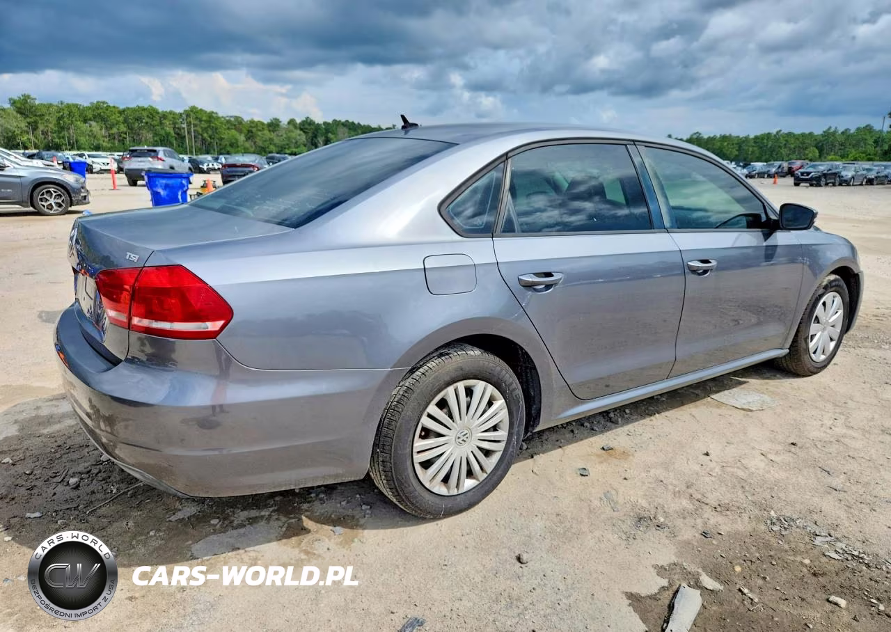 2014 Volkswagen Passat S VIN:1VWAT7A35EC052840 - 3