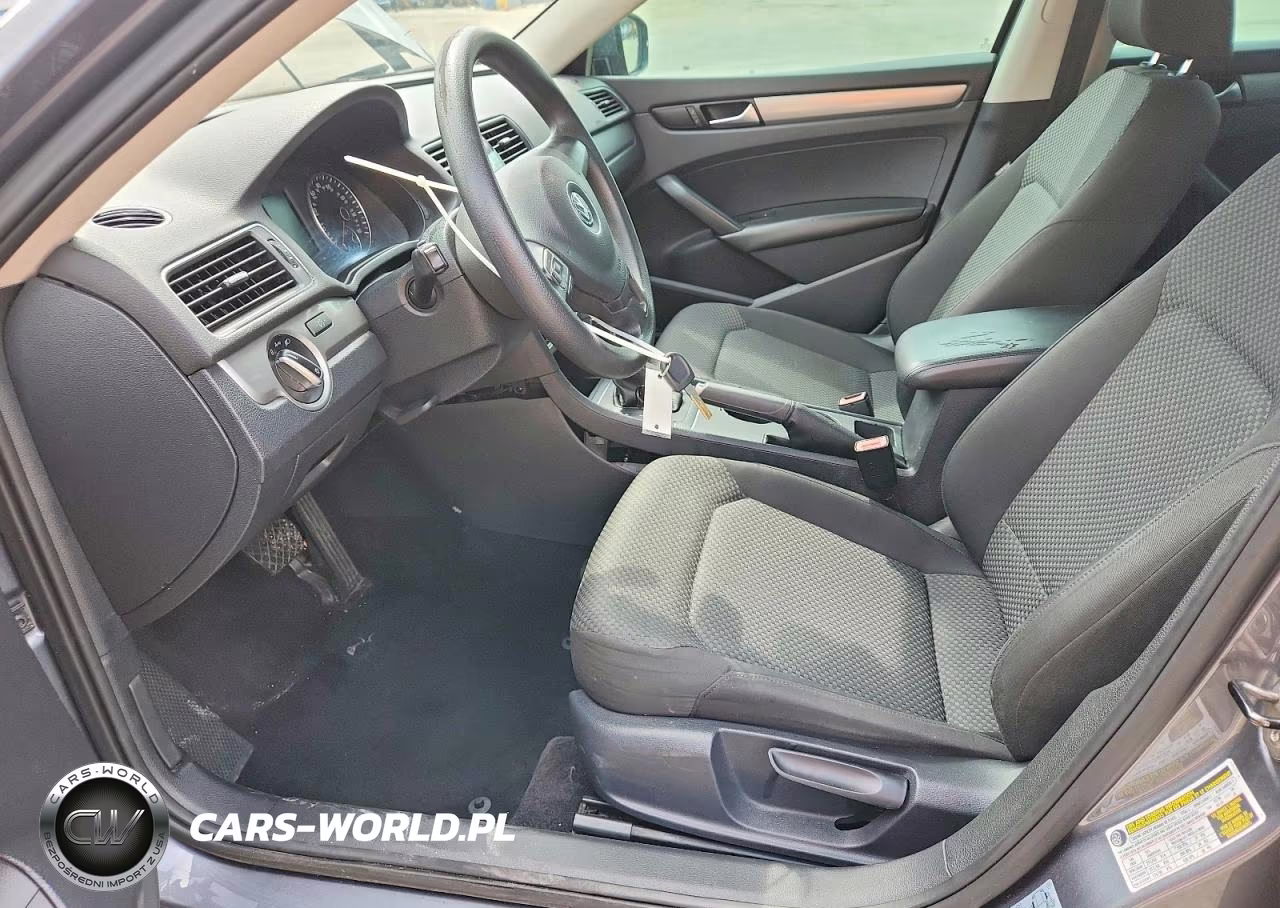 2014 Volkswagen Passat S VIN:1VWAT7A35EC052840 - 7