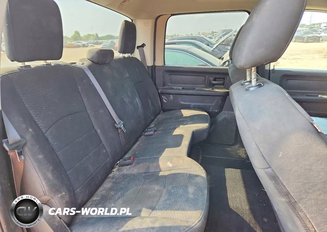 2019 Ram 1500 Classic Tradesman VIN:1C6RR7KT3KS625973 - 10