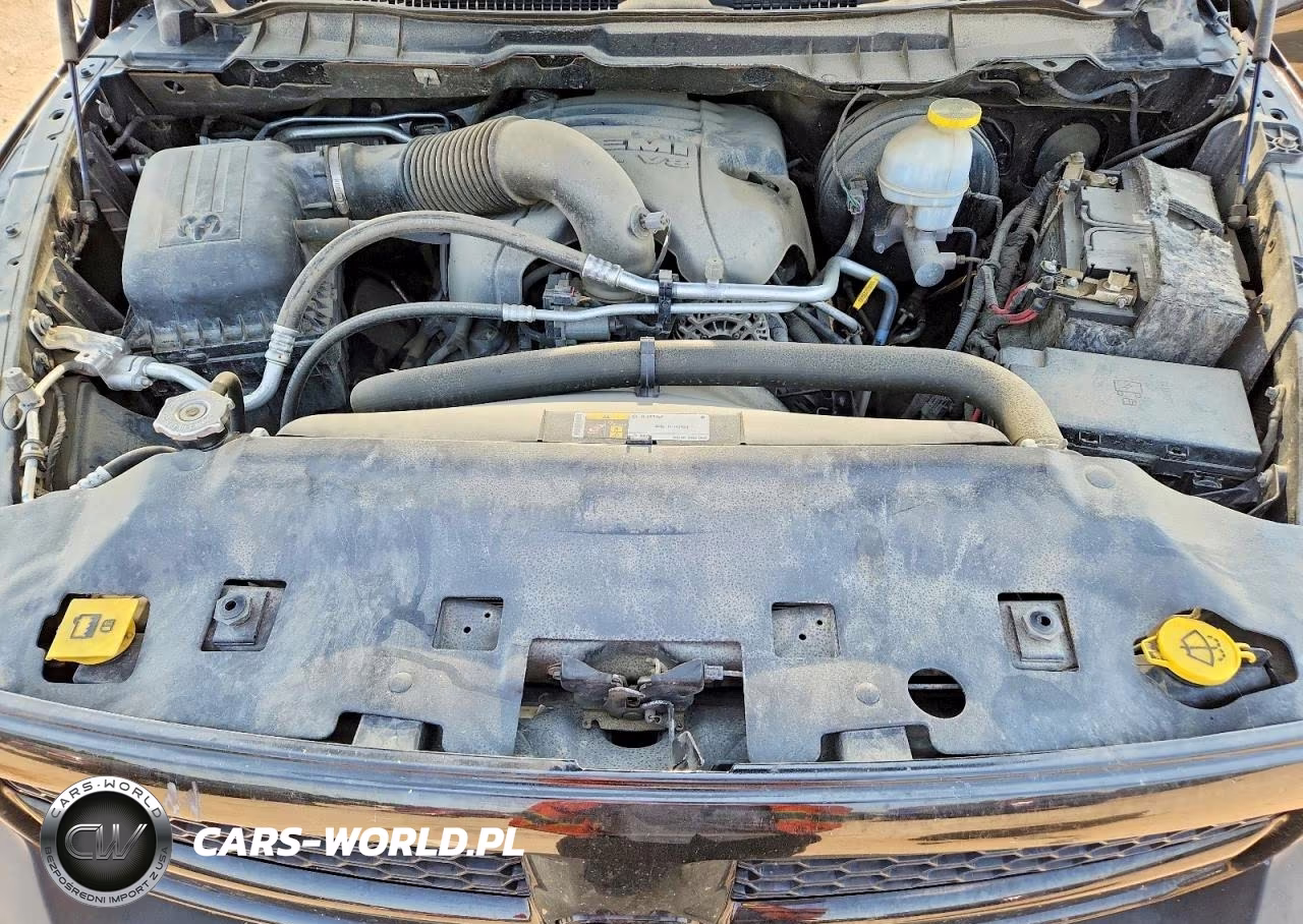 2019 Ram 1500 Classic Tradesman VIN:1C6RR7KT3KS625973 - 11