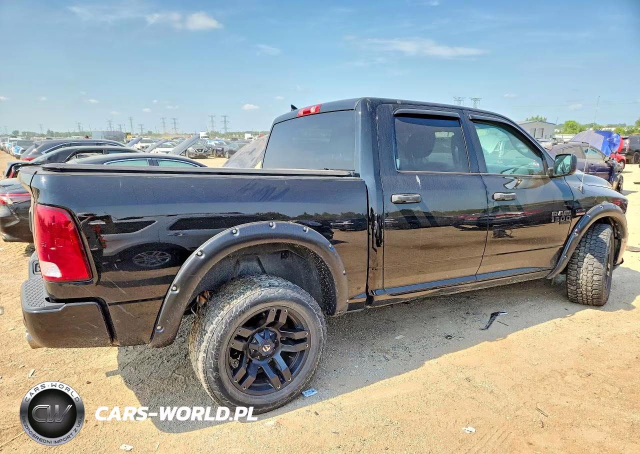 2019 Ram 1500 Classic Tradesman VIN:1C6RR7KT3KS625973 - 3