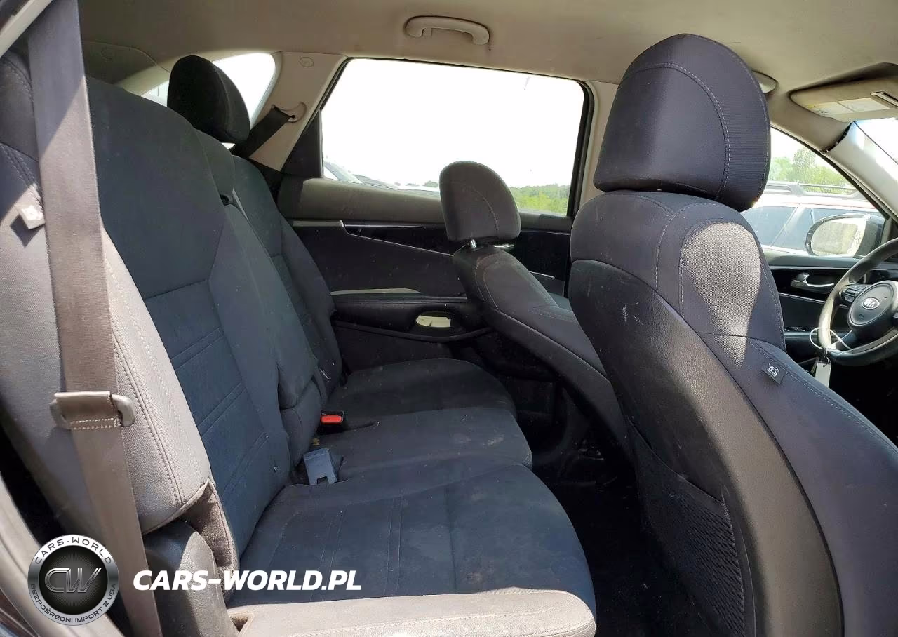 2017 Kia Sorento Lx VIN:5XYPGDA57HG335256 - 11