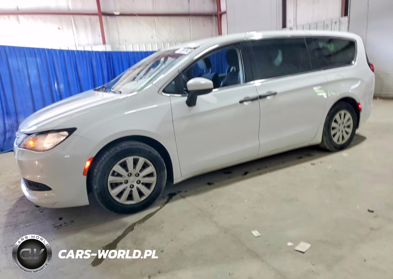 2021 Chrysler Voyager L – zdjęcie 1 z 13