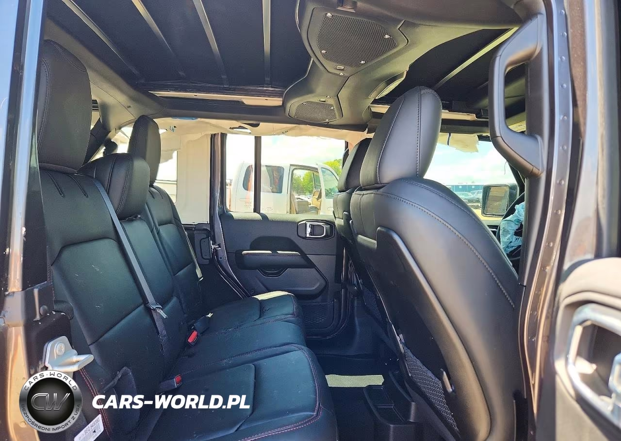 2026 Jeep Wrangler Rubicon VIN:1C4RJXFG4TW247220 - 11
