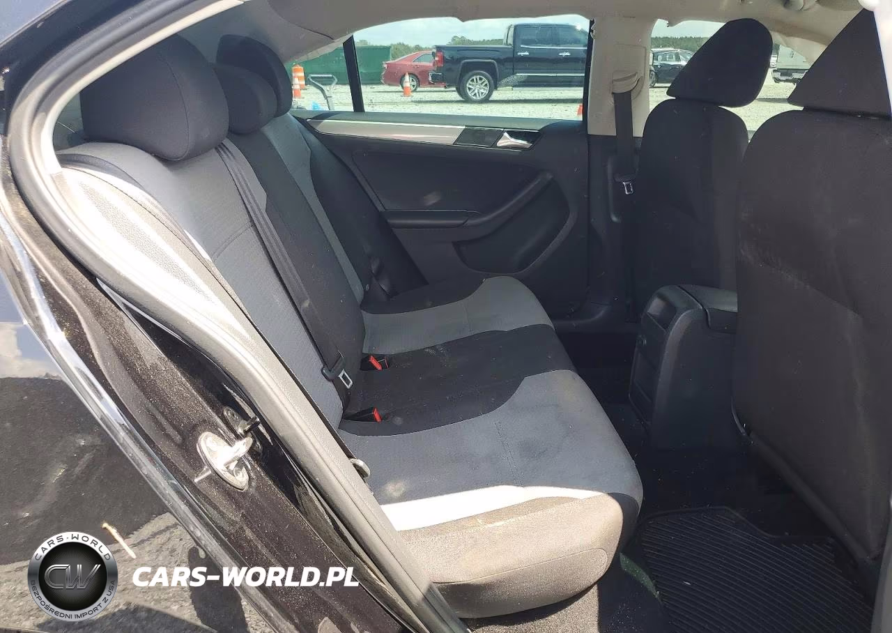 2017 Volkswagen Jetta S VIN:3VW167AJ4HM327977 - 10