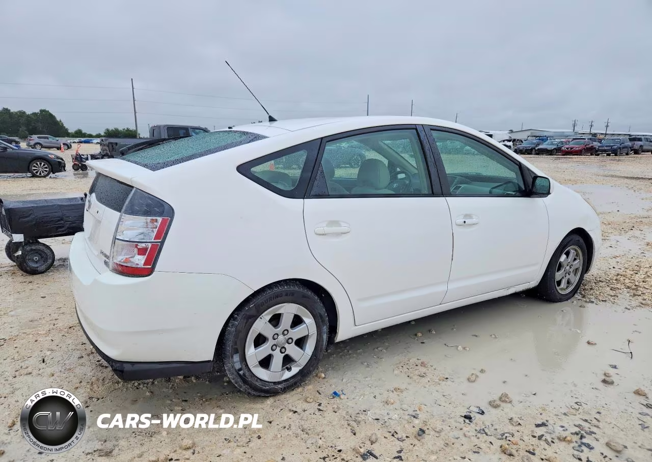 2005 Toyota Prius Base VIN:JTDKB20U753088682 - 3