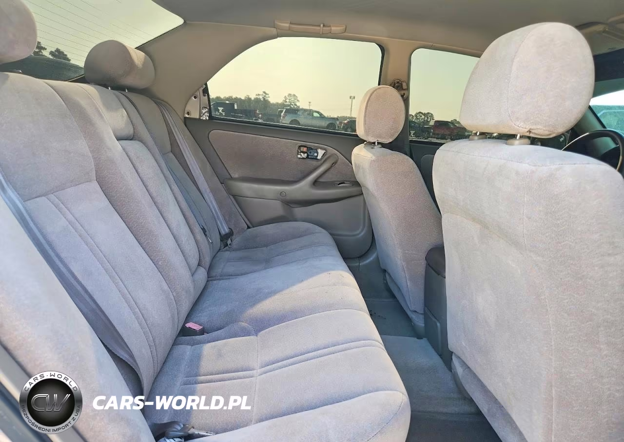 1999 Toyota Camry Le VIN:4T1BG22K8XU545165 - 10
