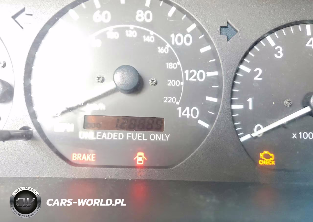 1999 Toyota Camry Le VIN:4T1BG22K8XU545165 - 9