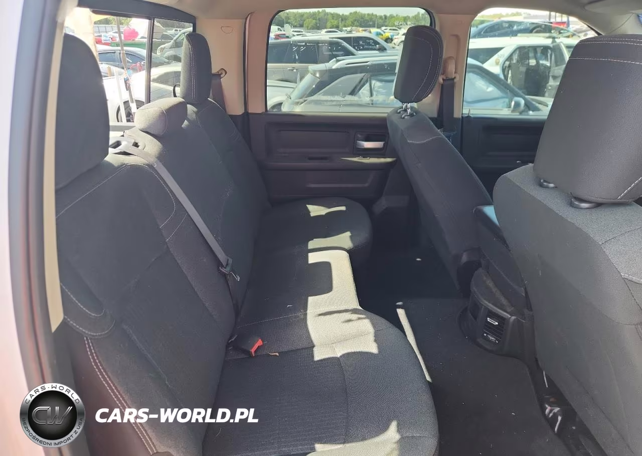 2019 Ram 2500 Tradesman VIN:3C6UR5CL1KG669426 - 10